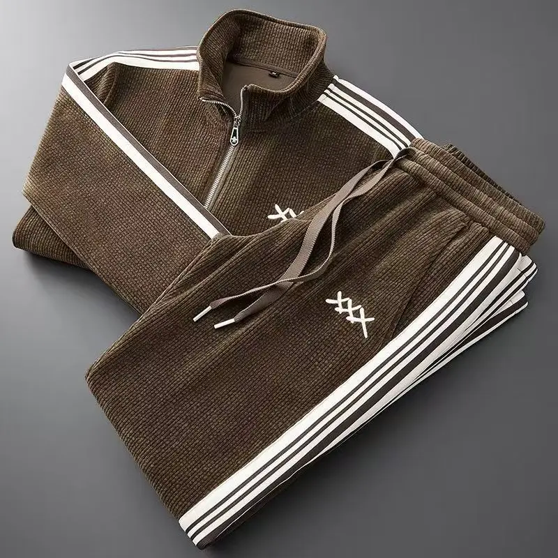 Alessandro Veneti Corduroy Sport Tracksuit - Image 3