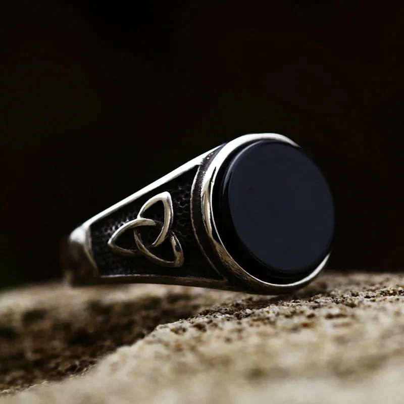 Bold Signet Ring with Black Inlay - Image 2