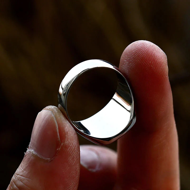 Bold Signet Ring with Black Inlay - Image 4