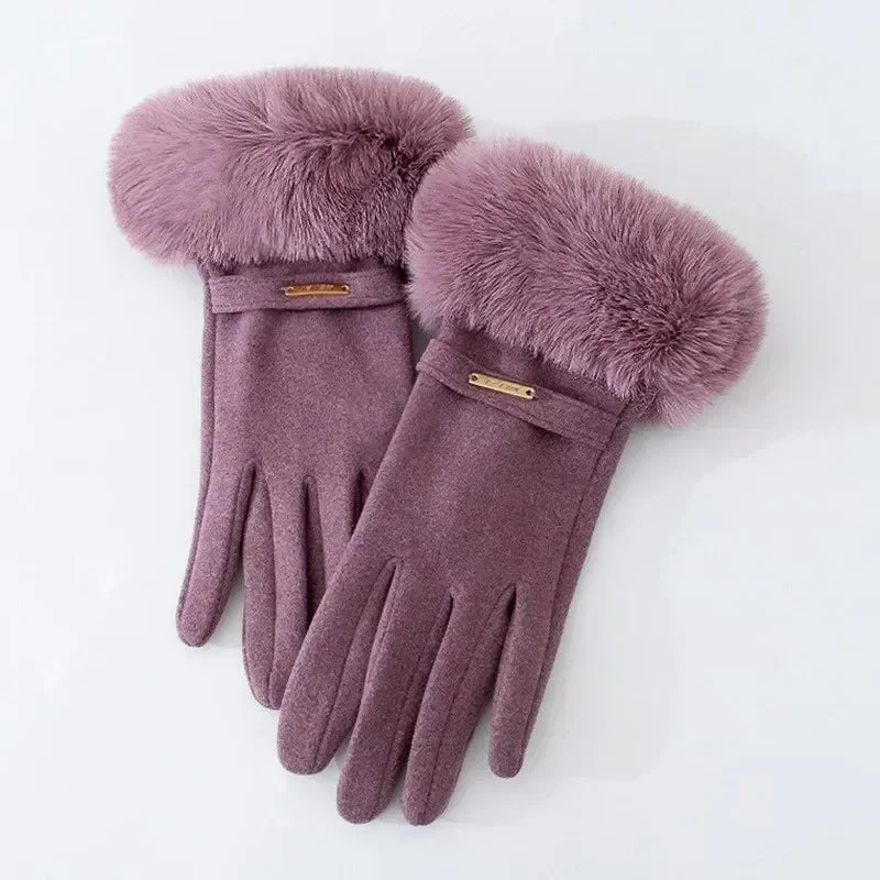 Chic Plush Cuff Winter Gloves - Image 3