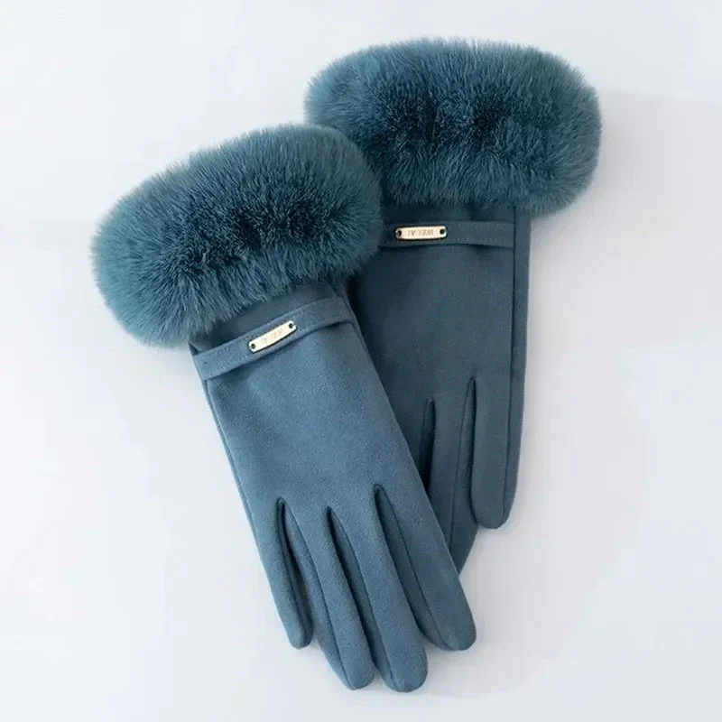 Chic Plush Cuff Winter Gloves - Image 5