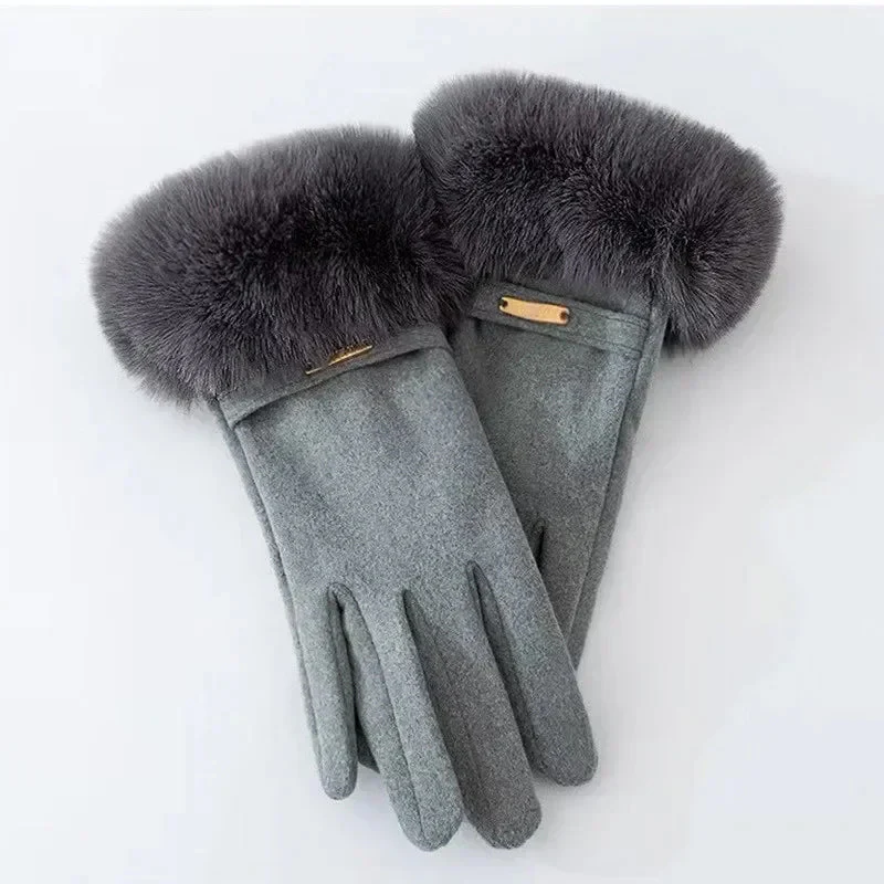 Chic Plush Cuff Winter Gloves - Image 7