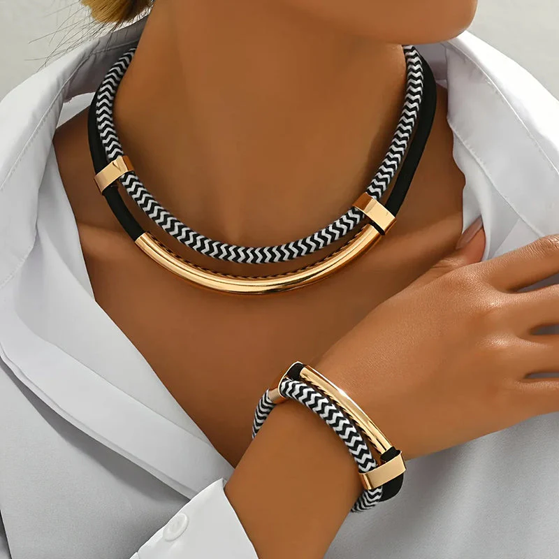 Chloé Montclair Braided Necklace and Bracelet Set - Image 3
