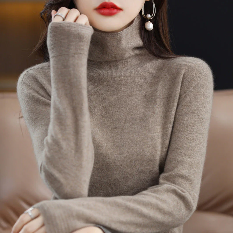 Chloé Montclair Glamour Wool Sweater - Image 3