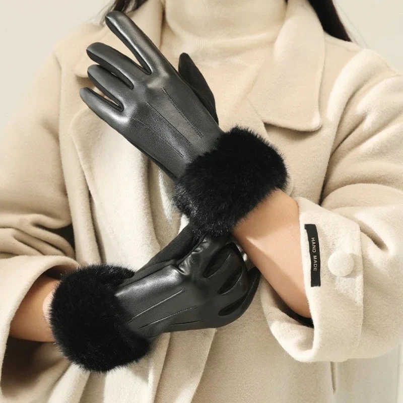 Chloé Montclair Gloves with Faux Fur Cuff - Image 7