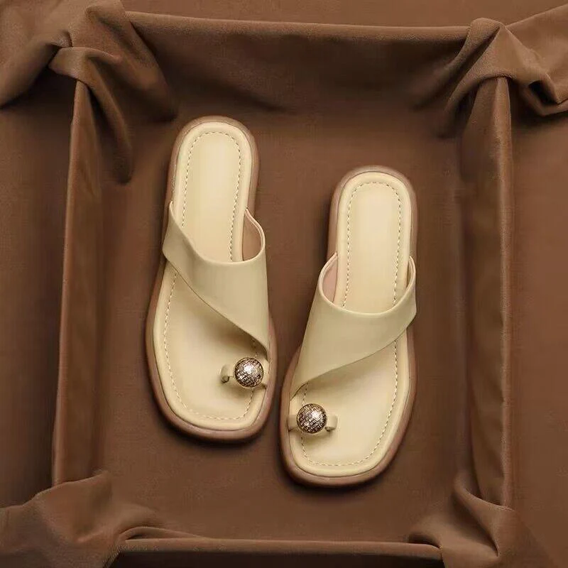 Chloé Montclair Slide Sandals with Toe Ring - Image 4