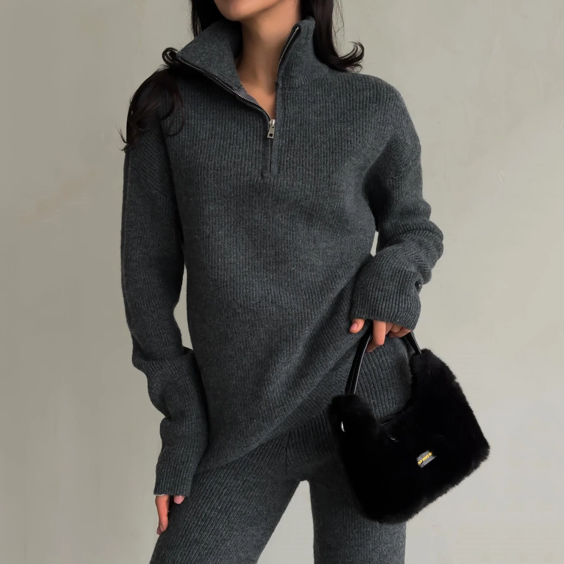 Elise Leroy Elegant Knitted Set - Image 2