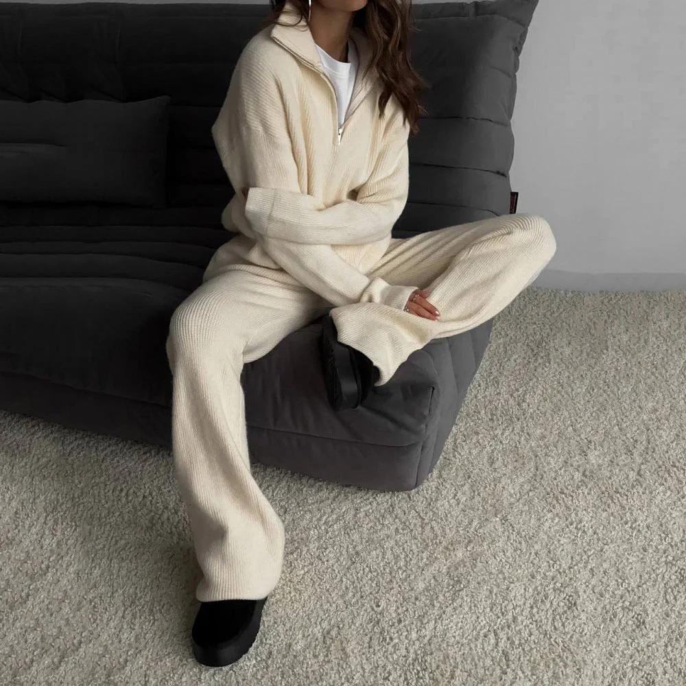 Elise Leroy Elegant Knitted Set - Image 6