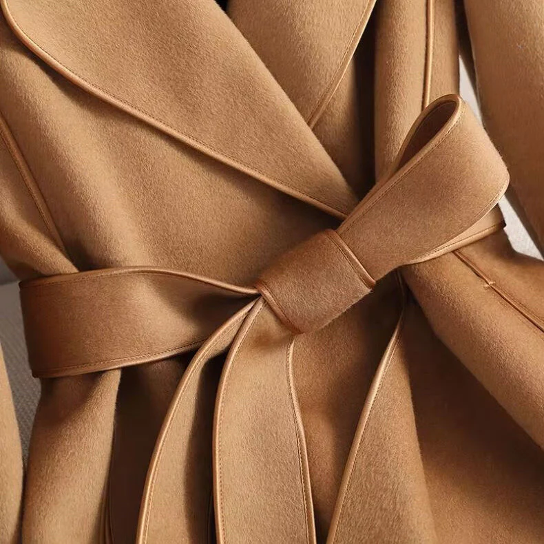 Elise Leroy Reversed Rhapsody Wool Coat - Image 6