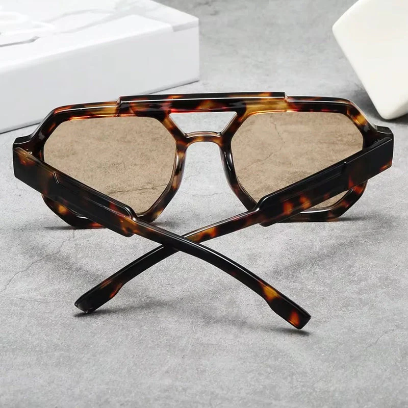 Geometric Navigator Sunglasses with Tinted Lenses - Image 4