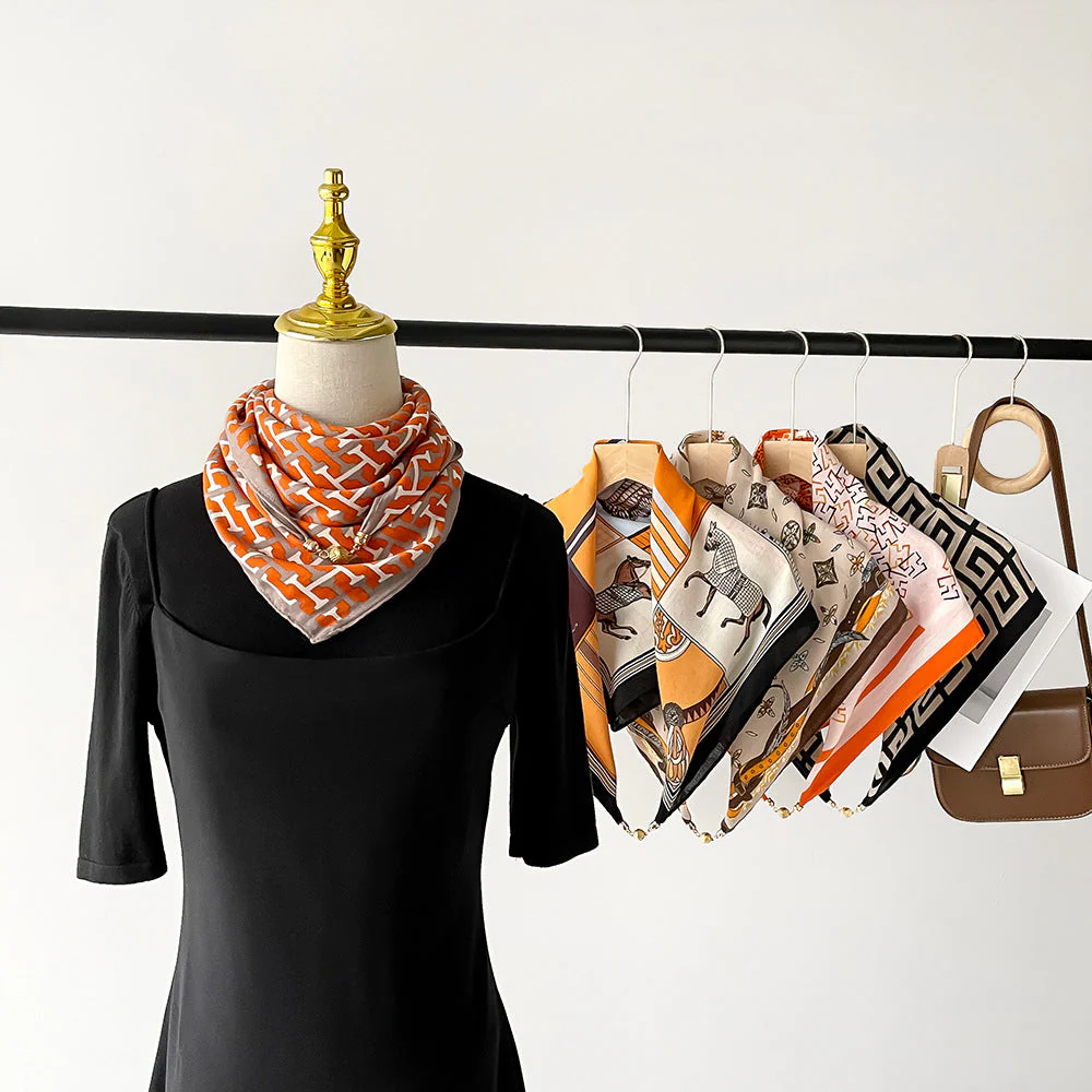 Gioia di Seta Scarf by Sofia Amoretti - Image 3