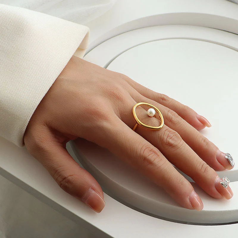Women's Gold-Tone Open Circle Ring with Pearl Accent - Image 2