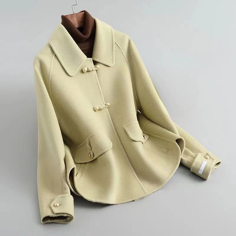 L'Arte della Perla Coat by Sofia Amoretti - Image 2