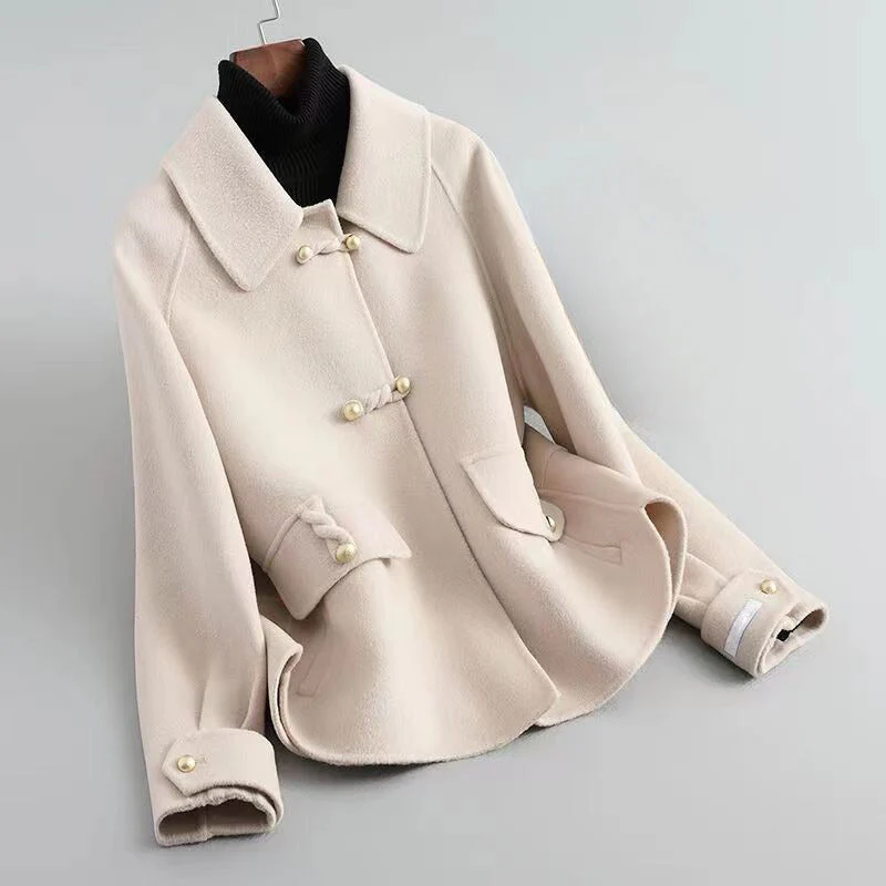 L'Arte della Perla Coat by Sofia Amoretti - Image 4