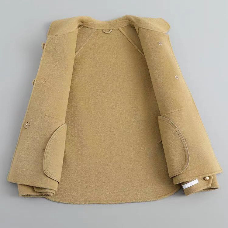 L'Arte della Perla Coat by Sofia Amoretti - Image 6