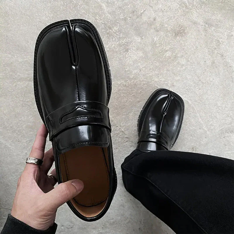 Lorenzo Vitali Tabi Split-Toe Leather Shoes - Image 2