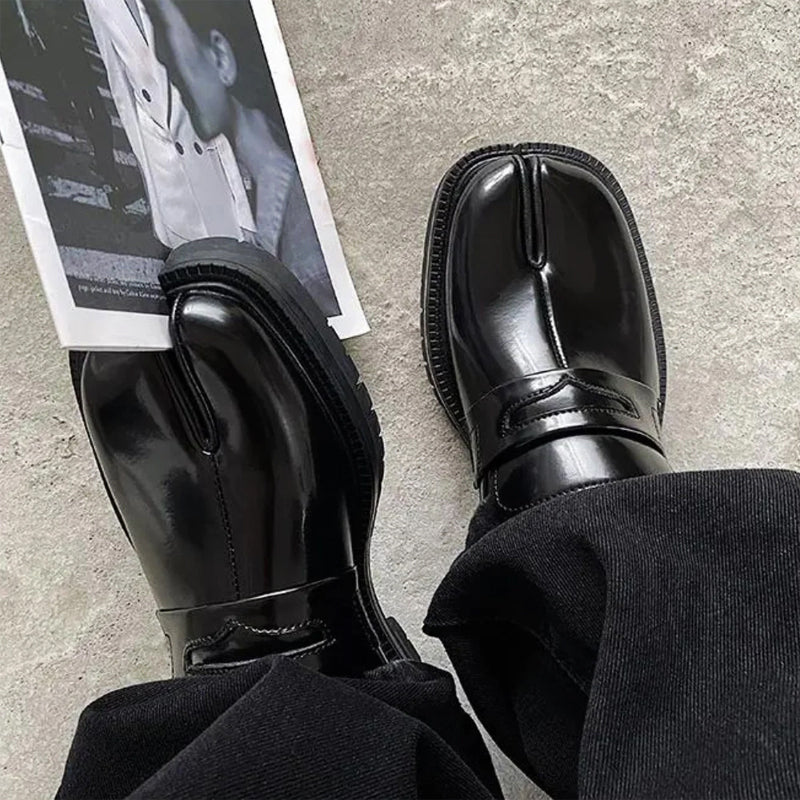 Lorenzo Vitali Tabi Split-Toe Leather Shoes - Image 3