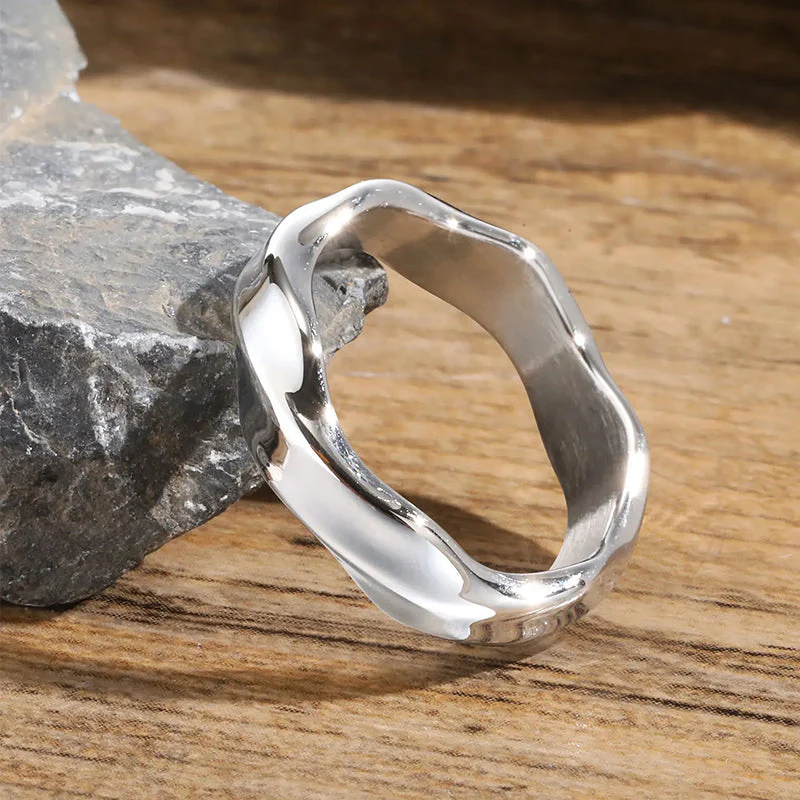 Mobius Minimalist Stainless Steel Ring - Image 7