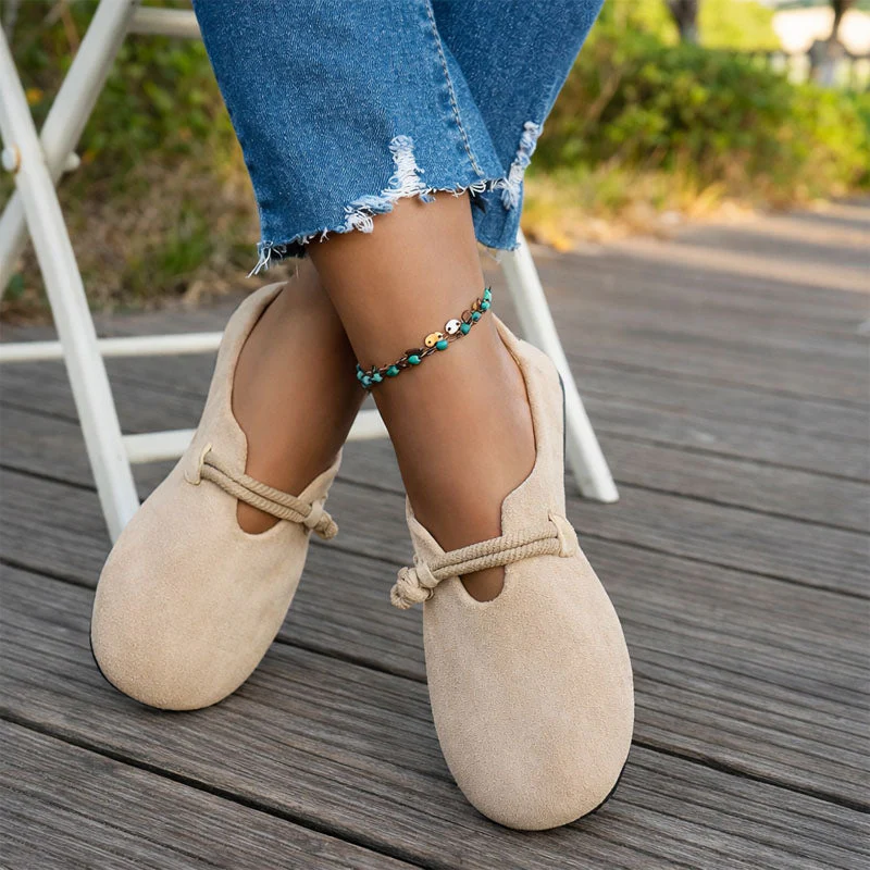 Sofia Amoretti Ballet Flats with Tie-Front Accent - Image 5