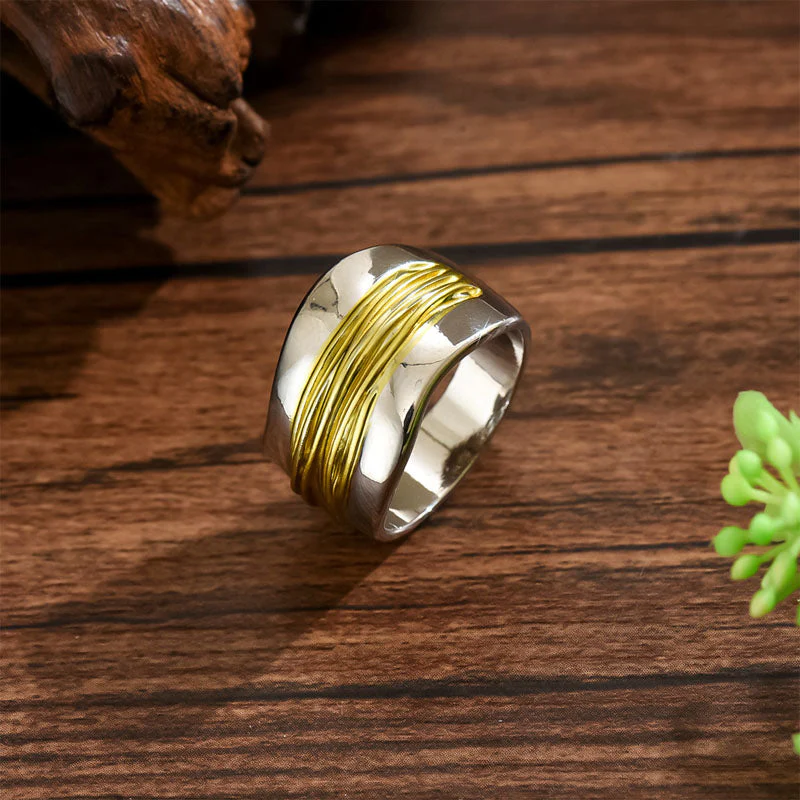 Sofia Amoretti Layered Two-Tone Ring - Image 4