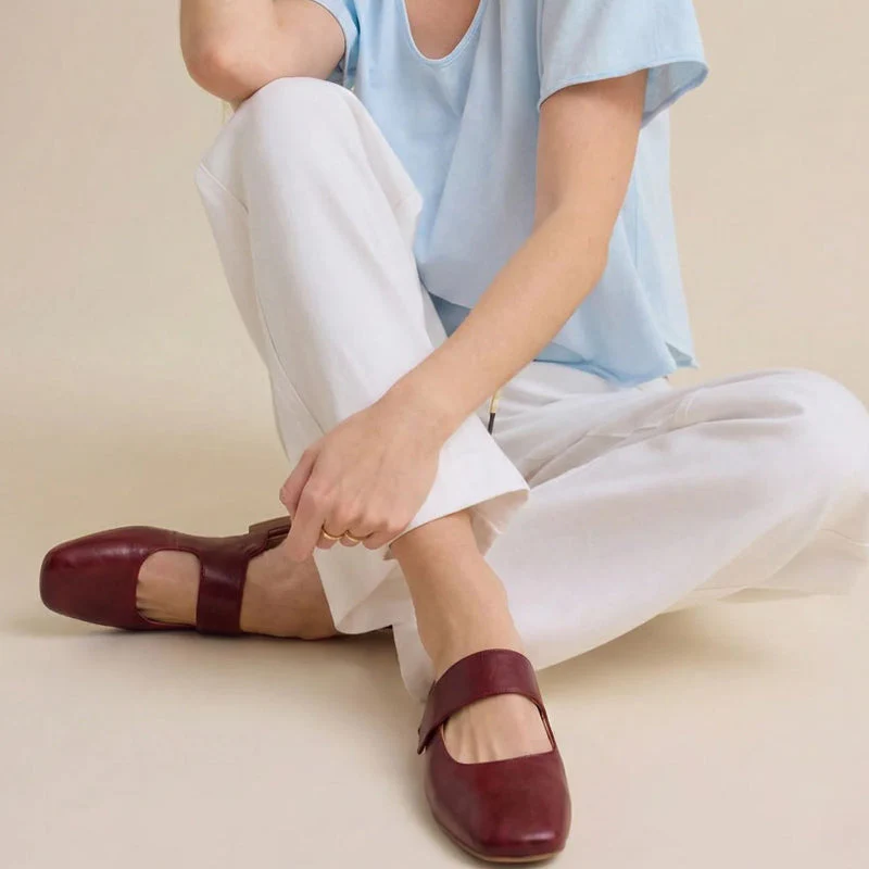 Sofia Amoretti Leather Mule Flats with Wide Strap - Image 4