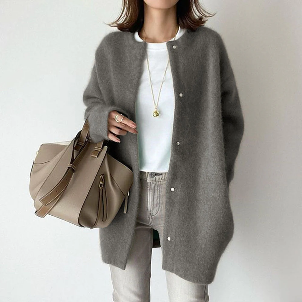 Sofia Amoretti Luxe Wool Cardigan - Image 4