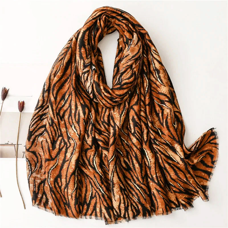 Sofia Amoretti Oversized Scarf with Zebra Pattern - Image 2