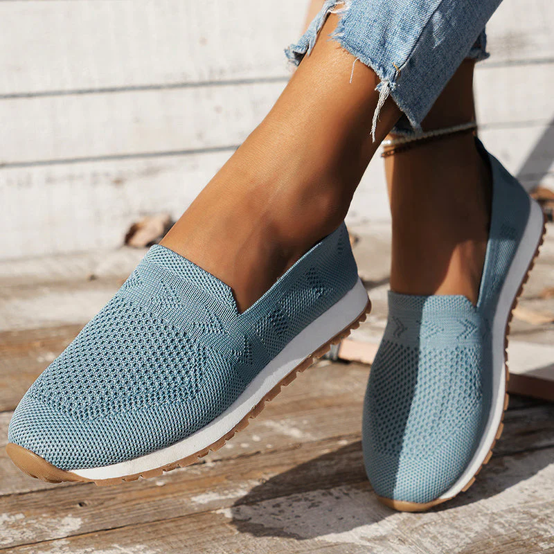 Sofia Amoretti Slip-On Mesh Shoes - Image 8