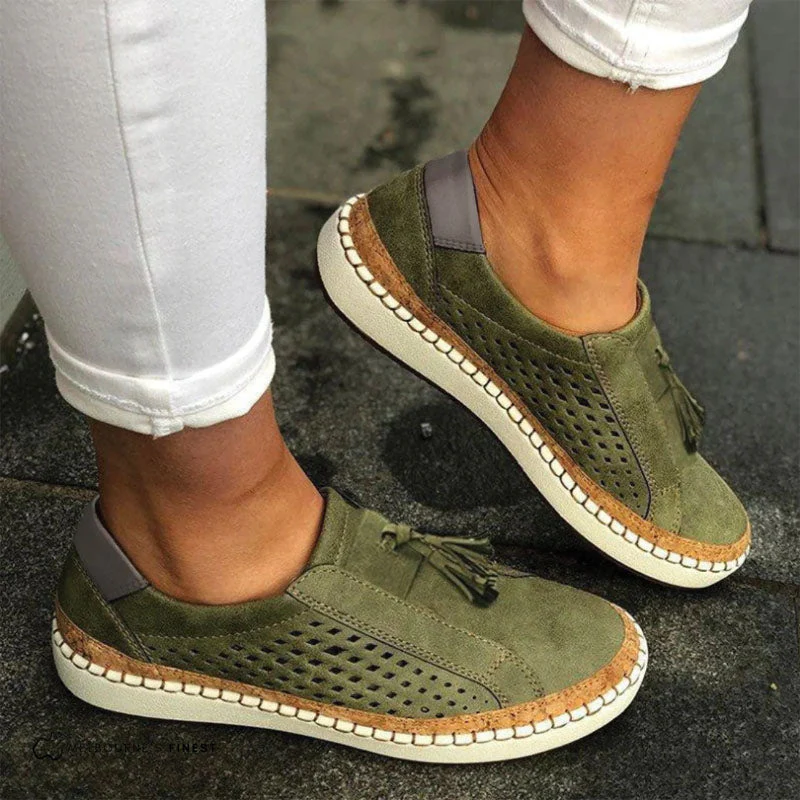 Sofia Amoretti Suede Shoes with Tassel Detail - Image 2