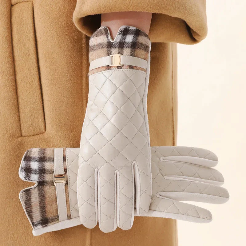 Sofia Amoretti Winter Gloves with Checkered Cuff - Image 2