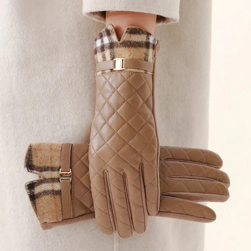 Sofia Amoretti Winter Gloves with Checkered Cuff - Image 3