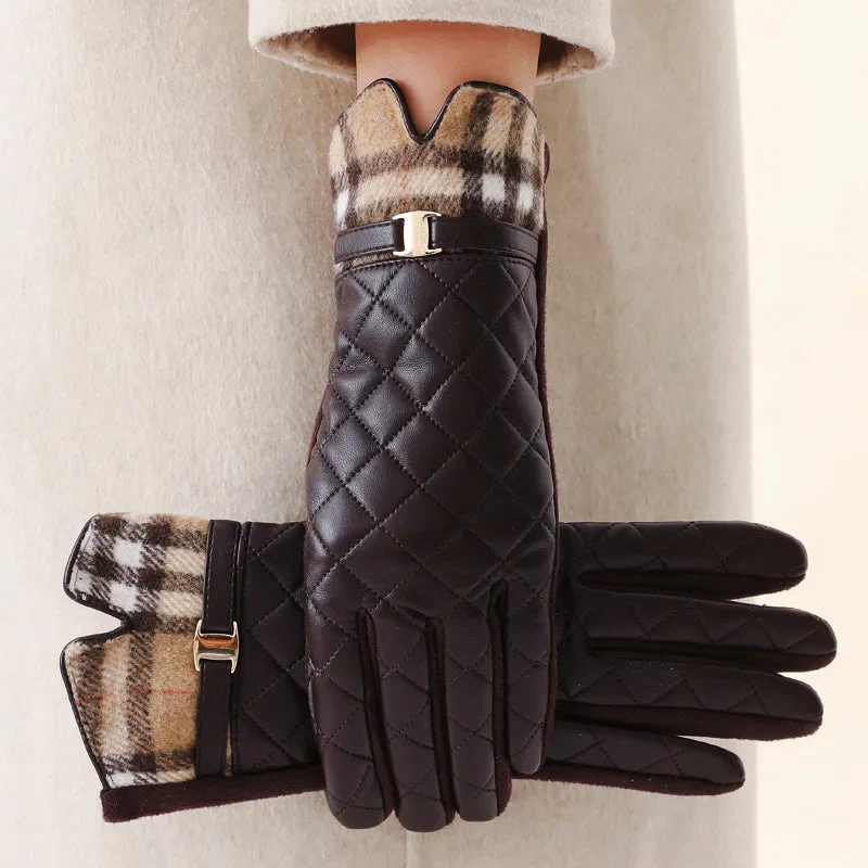 Sofia Amoretti Winter Gloves with Checkered Cuff - Image 4