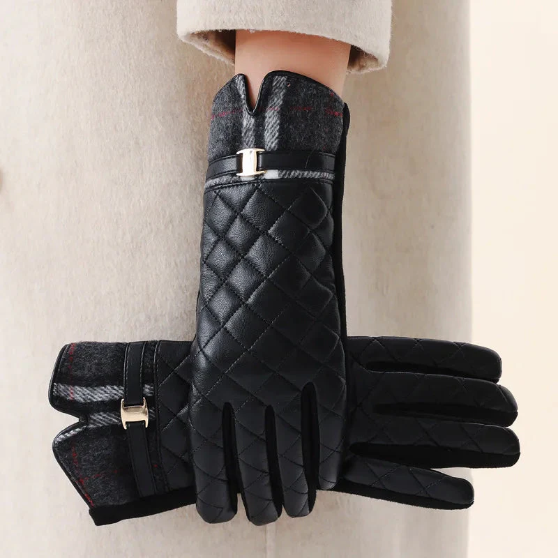 Sofia Amoretti Winter Gloves with Checkered Cuff - Image 5