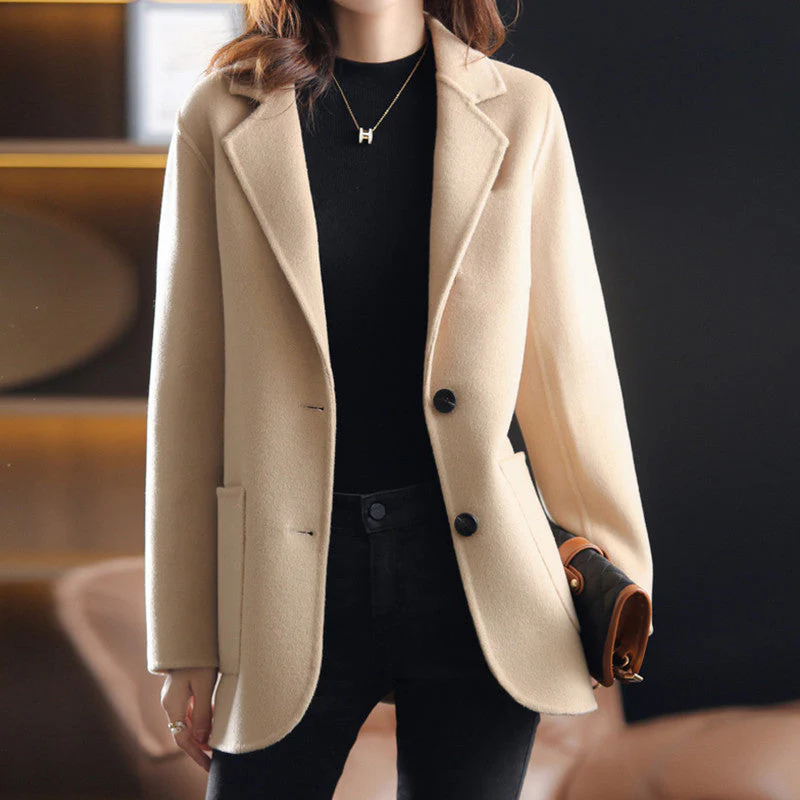 Valentina Rossi Divine Allure Coat - Image 3