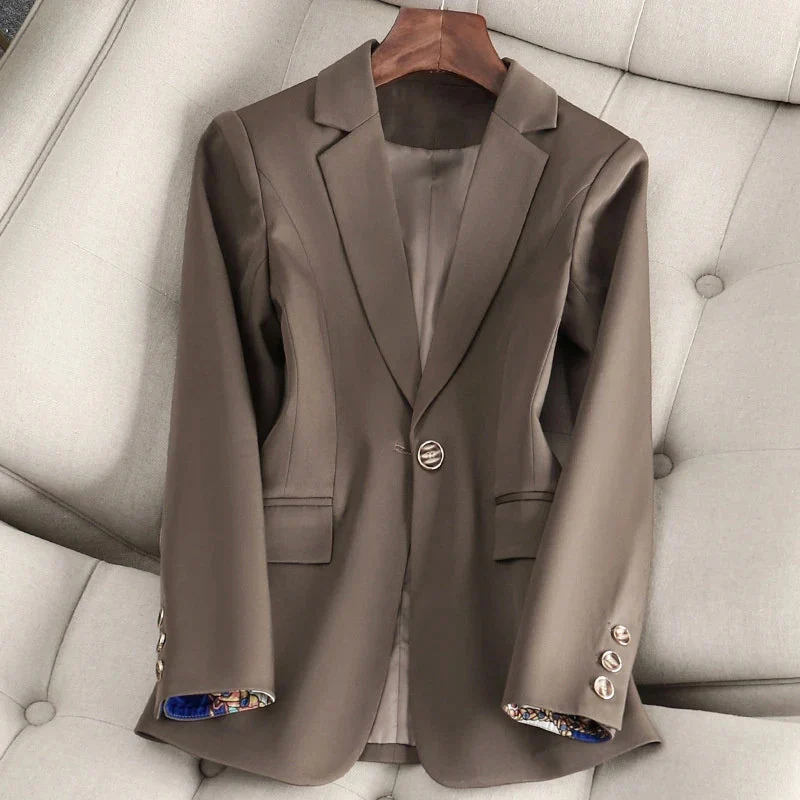 Valentina Rossi Refined Classic Blazer - Image 3