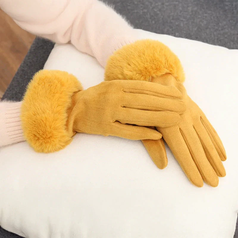 VeluLuxe Faux Fur Winter Gloves - Image 3