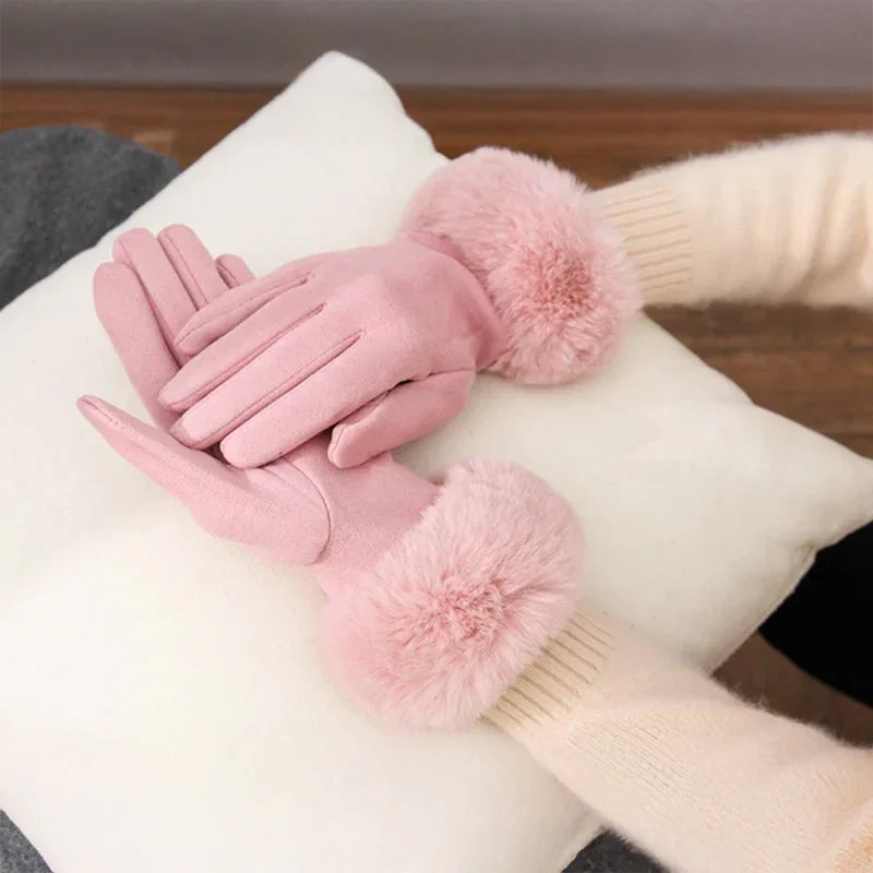 VeluLuxe Faux Fur Winter Gloves - Image 5
