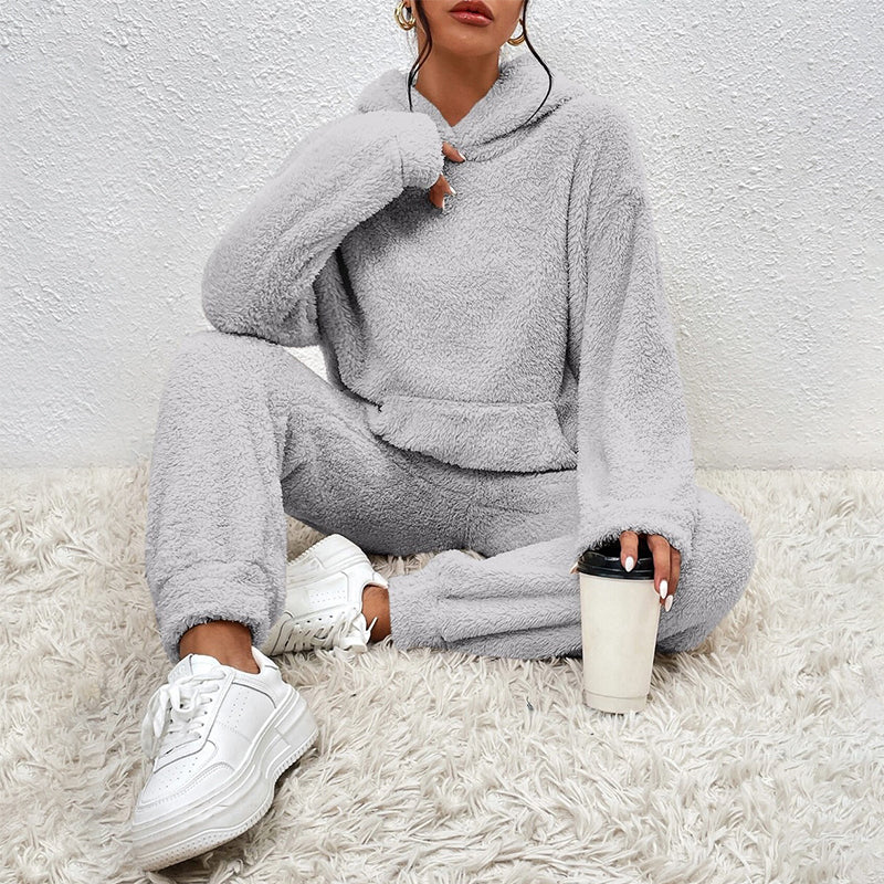 Women’s Plush Lounge Set with Hoodie and Relaxed Pants - Image 4