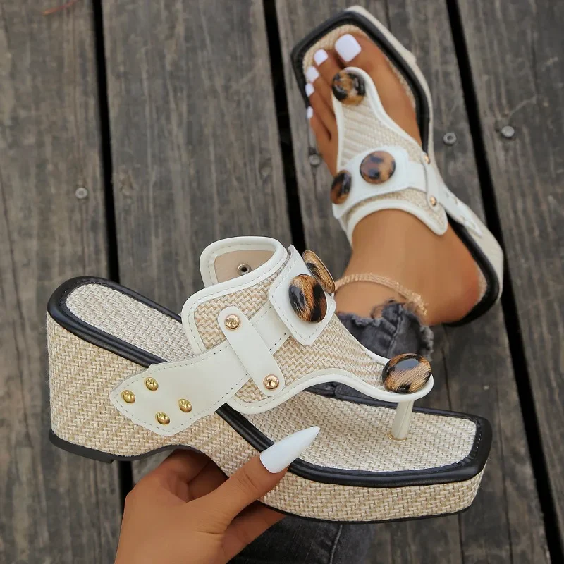 Women’s Woven Platform Sandals with Decorative Buckles - Image 4