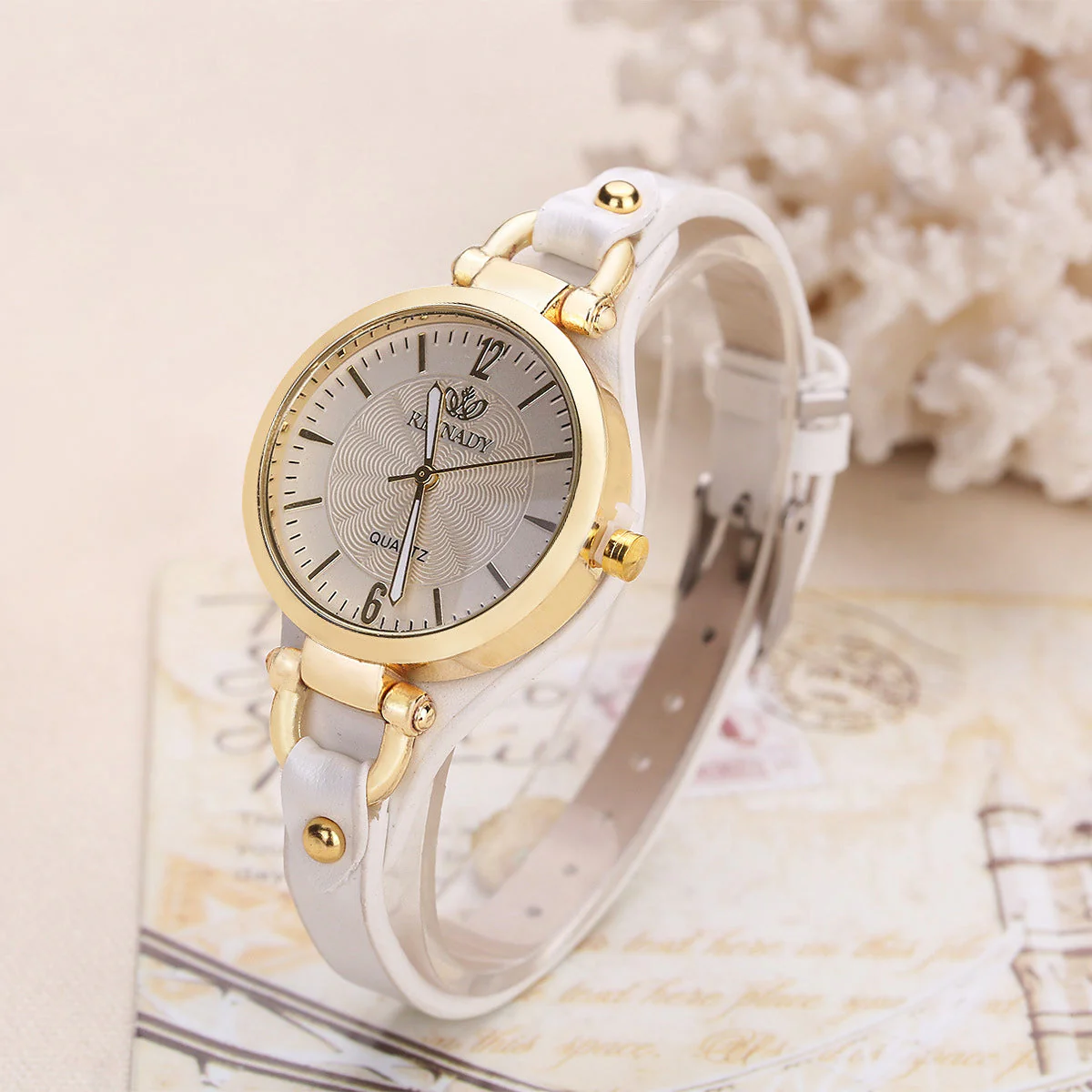 Women's Quartz Wristwatch with Gold-Tone Bezel - Image 4